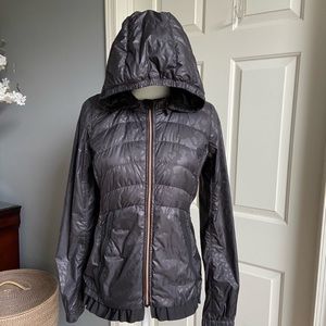 Lulu Lemon Spring Fling Puffy Windbreaker